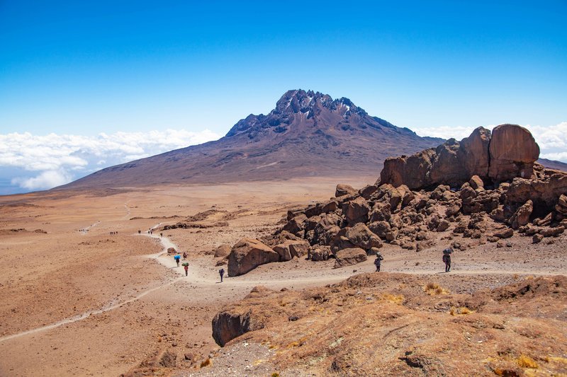 Vue du pic de Mawenzi depuis le camp de base du Kilimandjaro, Tanzanie