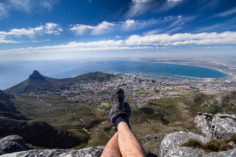 Hiker's view of Cape Town from Table Mountain en Afrique du Sud