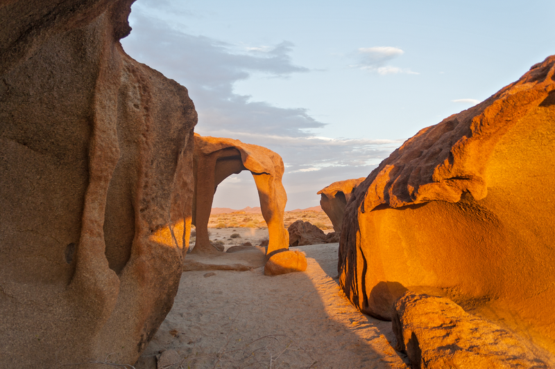 shutterstock_355564856_Brandberg_Namibie