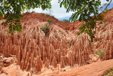 Parc Tsingy Rouge dans le nord de Madagascar