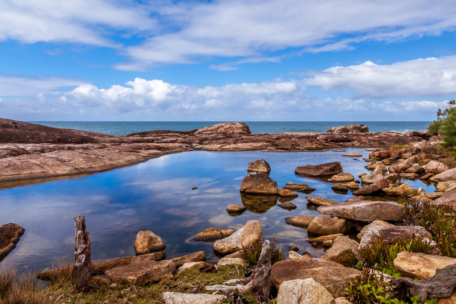 Creeks of Lokaro near Tolanaro (Fort Dauphin), southern Madagascar                                                        🗺️