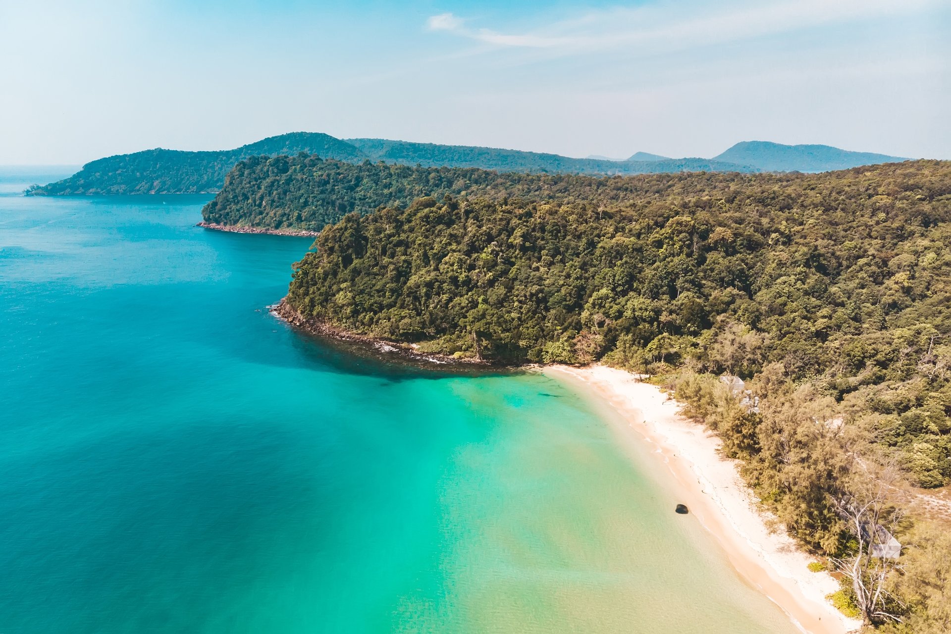 Côte de l'île de Koh Rong Samloem, Cambodge