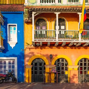 Colombie, rues pittoresques et colorées de Carthagène dans le quartier historique de Getsemani