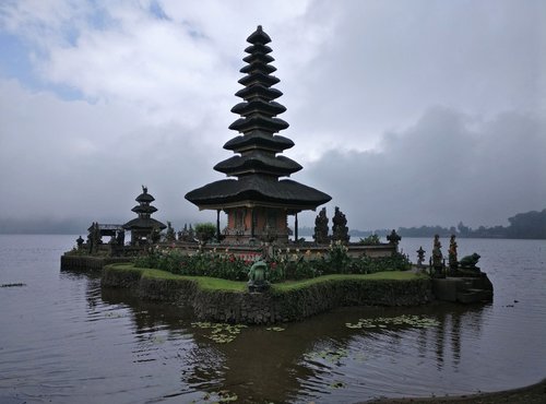 Souvenir du voyage de Marzia, Indonésie