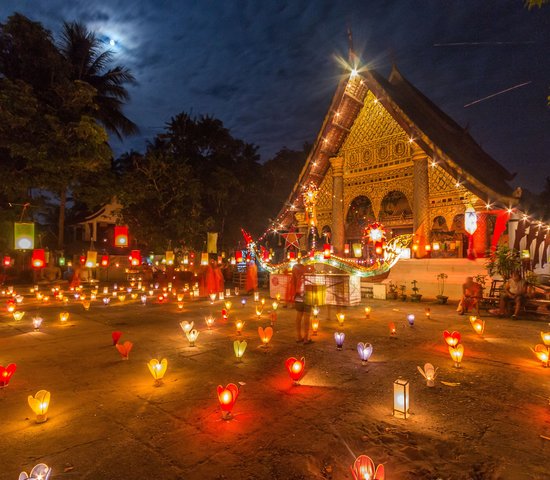 Fête des lumières, Luang Prabang, Laos.