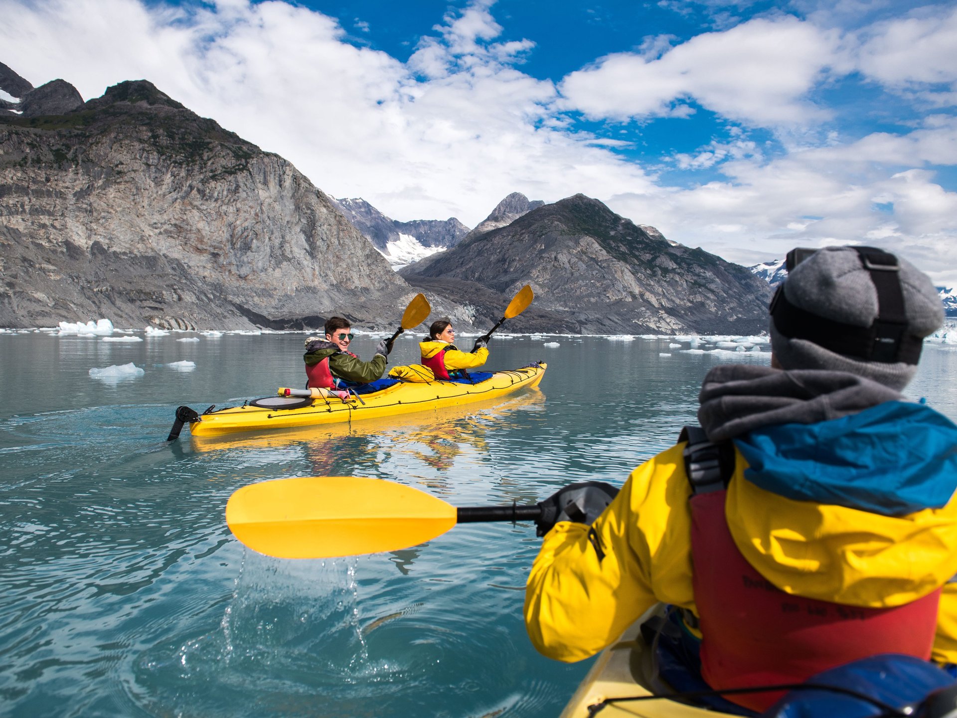 Groupe d'amis en Kayak en Alaska, Etats Unis