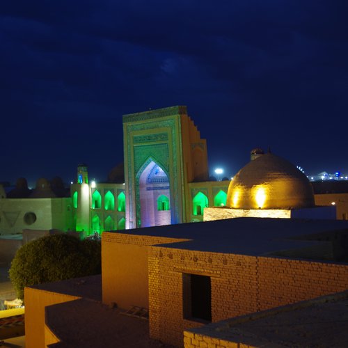 Souvenir du voyage de Raphael, Ouzbékistan