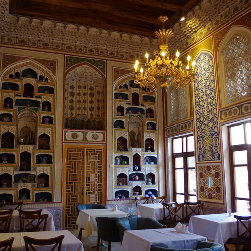 Souvenir du voyage de Raphael, Ouzbékistan