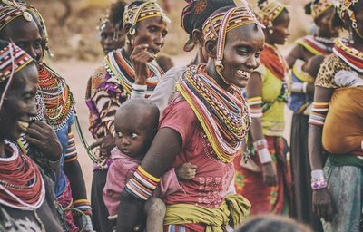 LES GARDIENS DES TRADITIONS ian macharia 7k91OUDYAQ0 unsplash