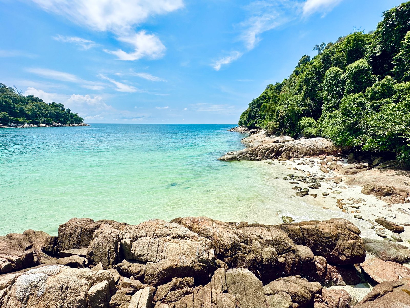 Plage d'émeraude à Pangkor Laut en Malaisie