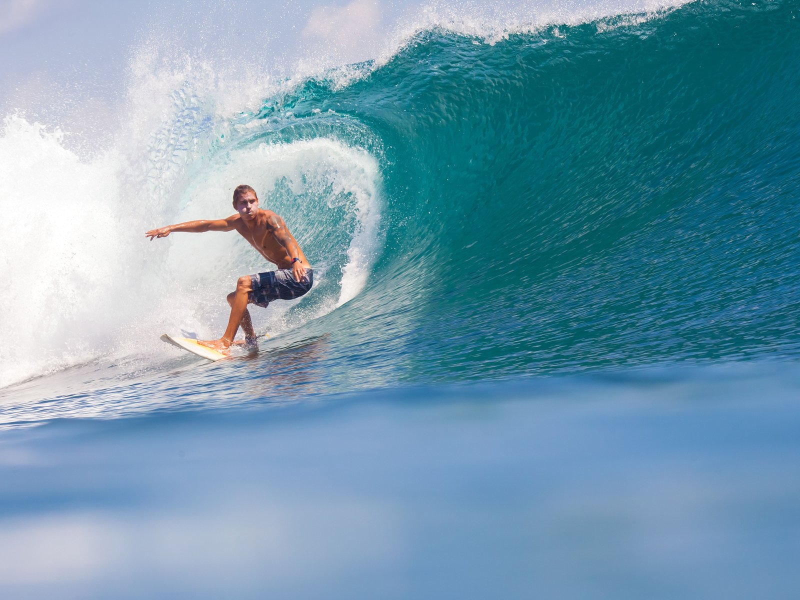 Surf à Bali, Indonésie