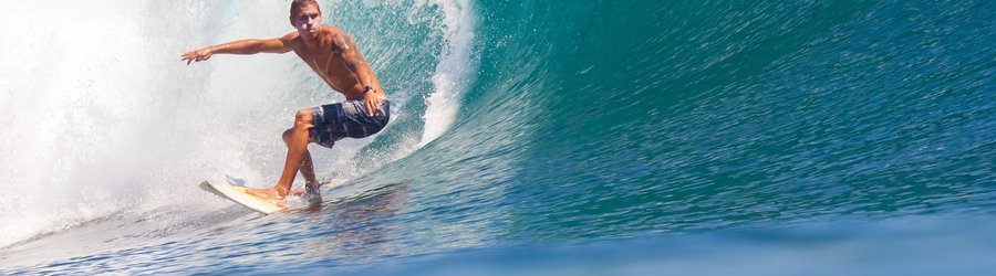 Surf à Bali, Indonésie
