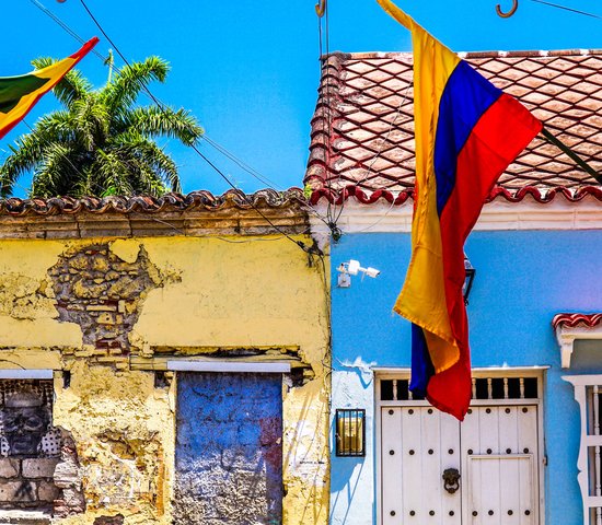 UMBRELLA STREET, CARTAGENE, COLOMBIE