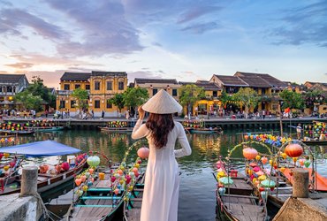 Bateaux a Hoi An au Vietnam