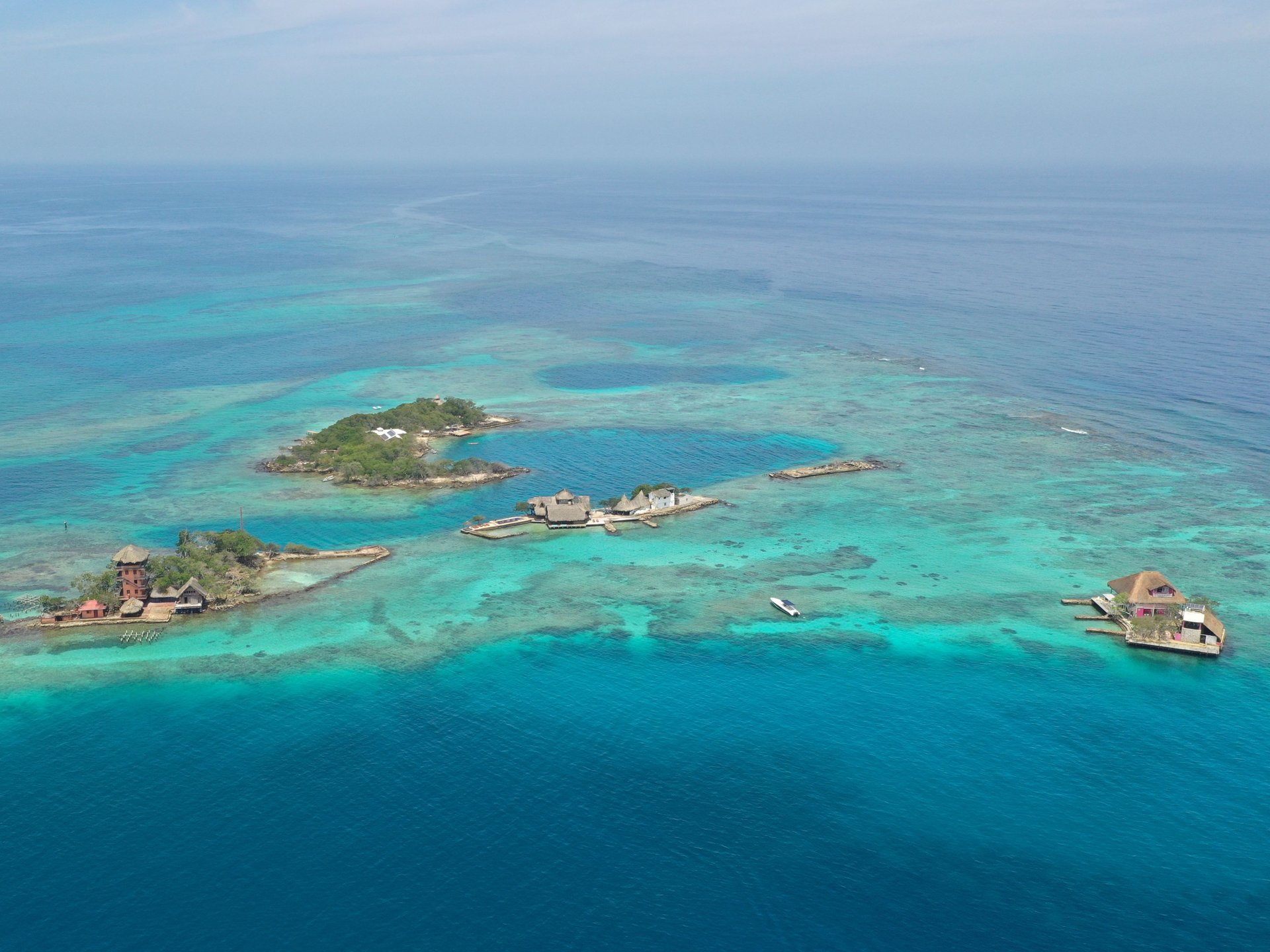 Vue aéerienne sur les îles du rosaire