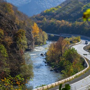 Paysage représentant la rivière de Debed en Arménie