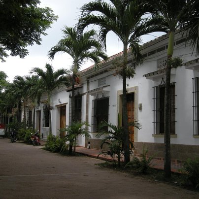 colombie casas a orilla del rio Magdalena