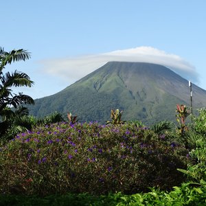 costa rica volcan