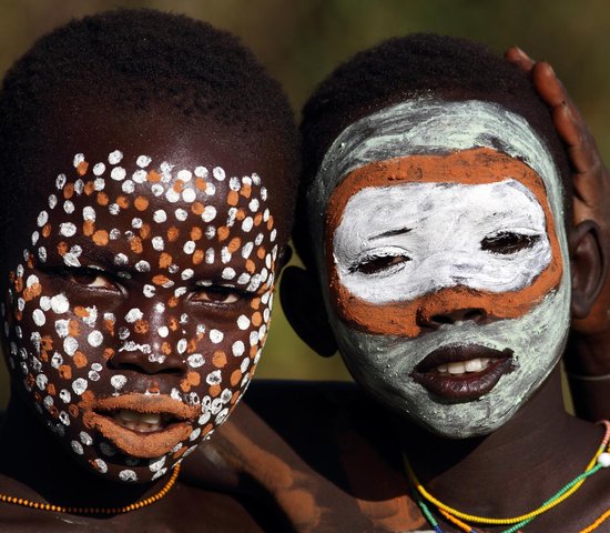 ethiopie maquillage tradition enfants