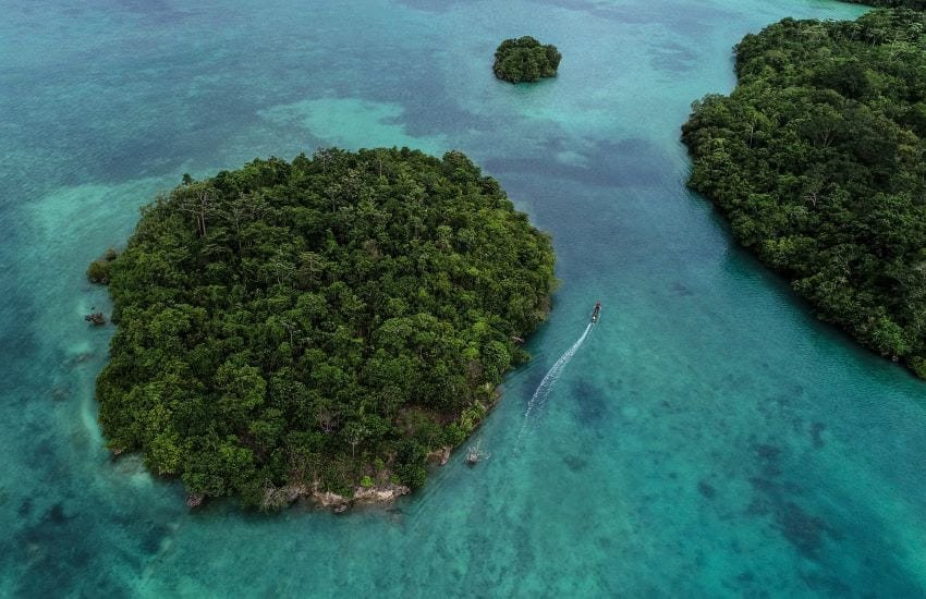 Exploration aux îles Moluques