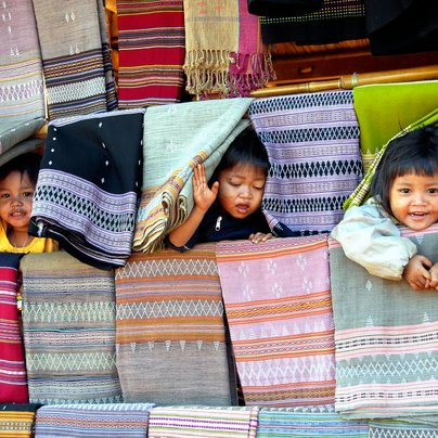 laos tissu colore