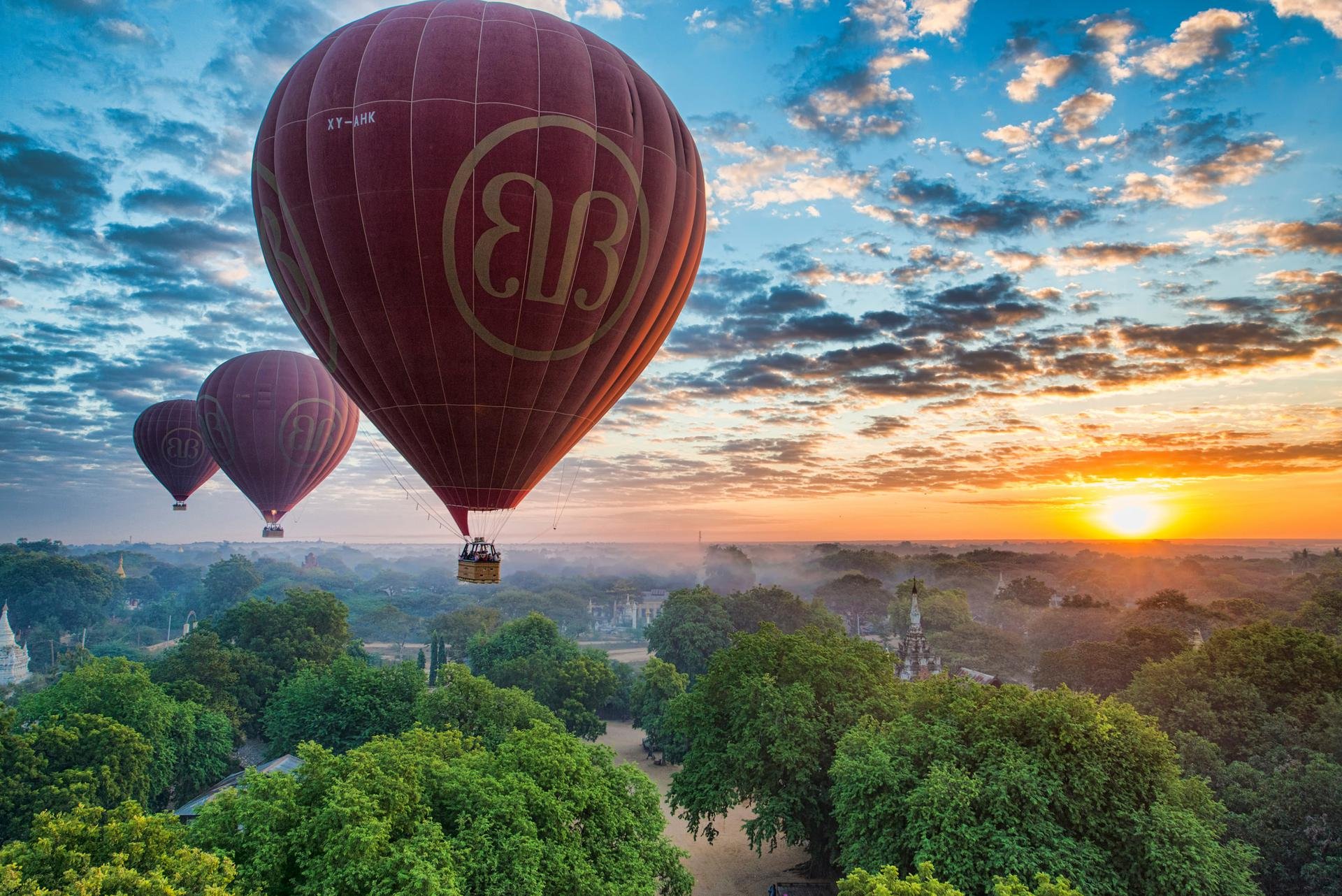 montgolfière birmanie