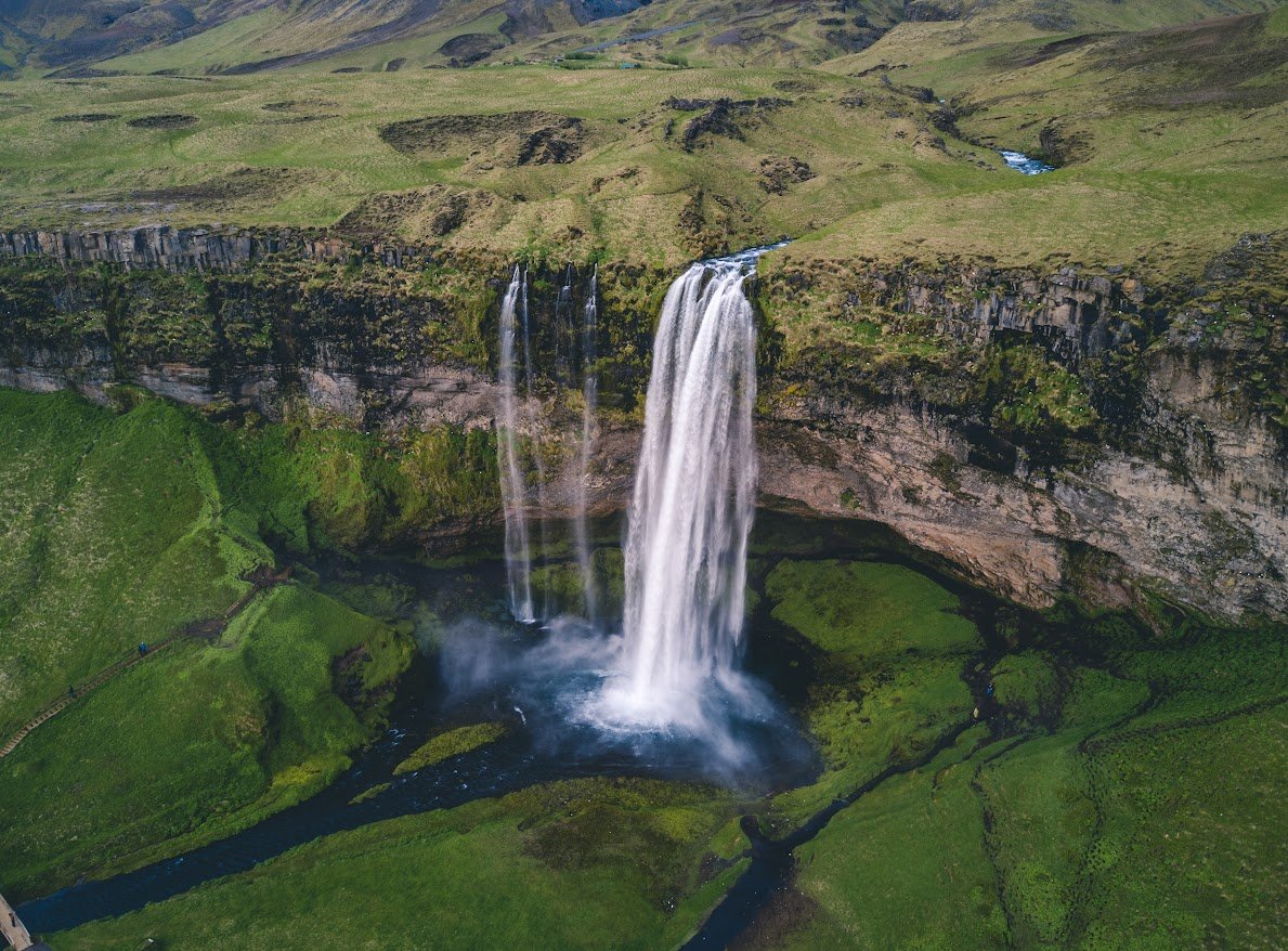 NATURE ET GRANDS ESPACES   lucas davies islande unsplash