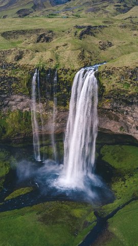 NATURE ET GRANDS ESPACES   lucas davies islande unsplash