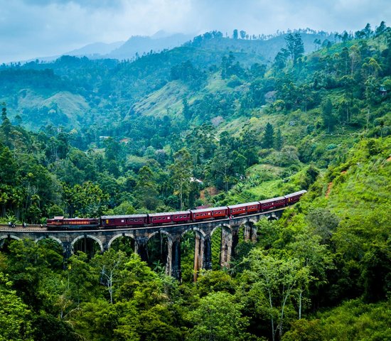 Nine Arches Bridge   Sri Lanka