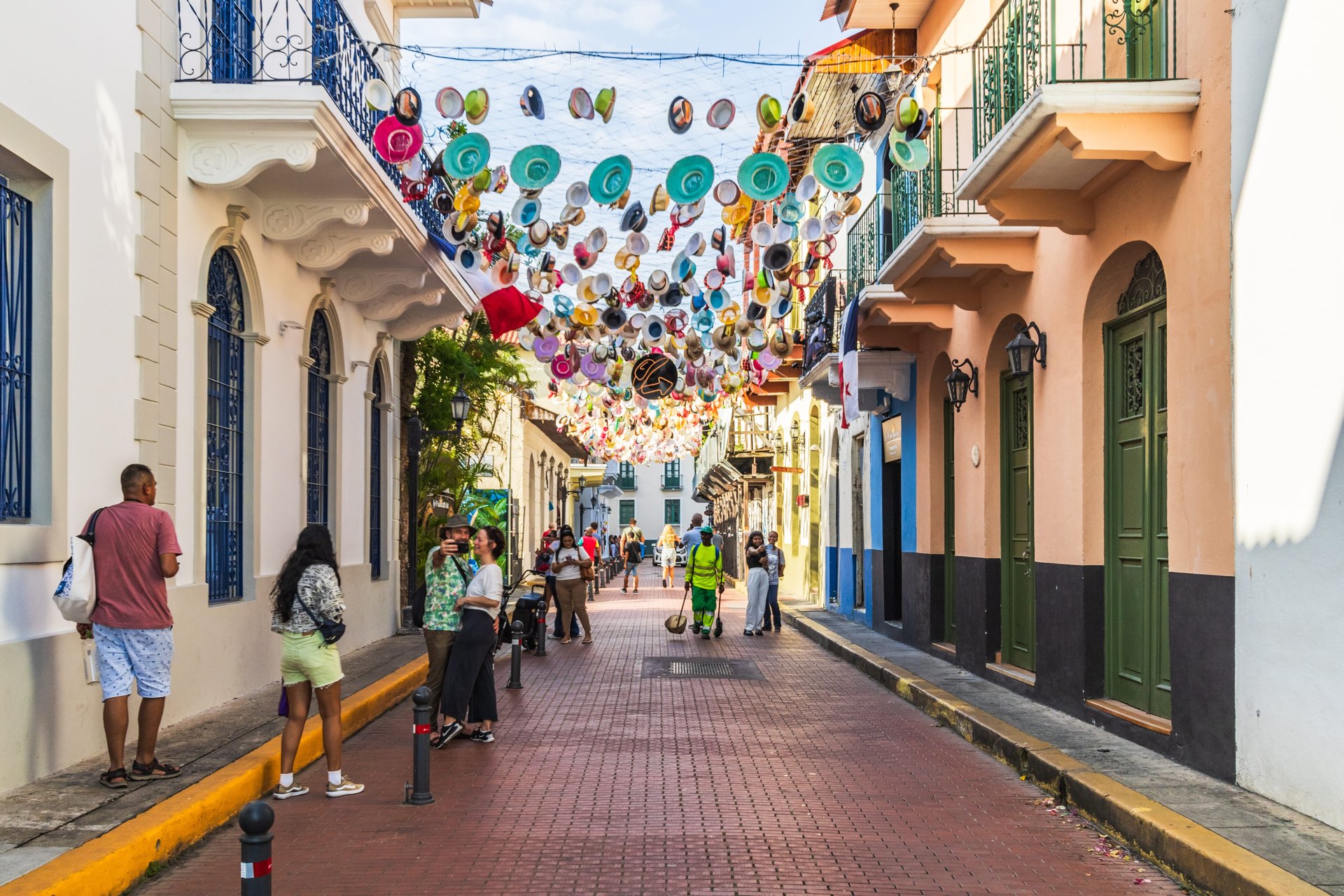 Rue colorée de Panama City au Panama
