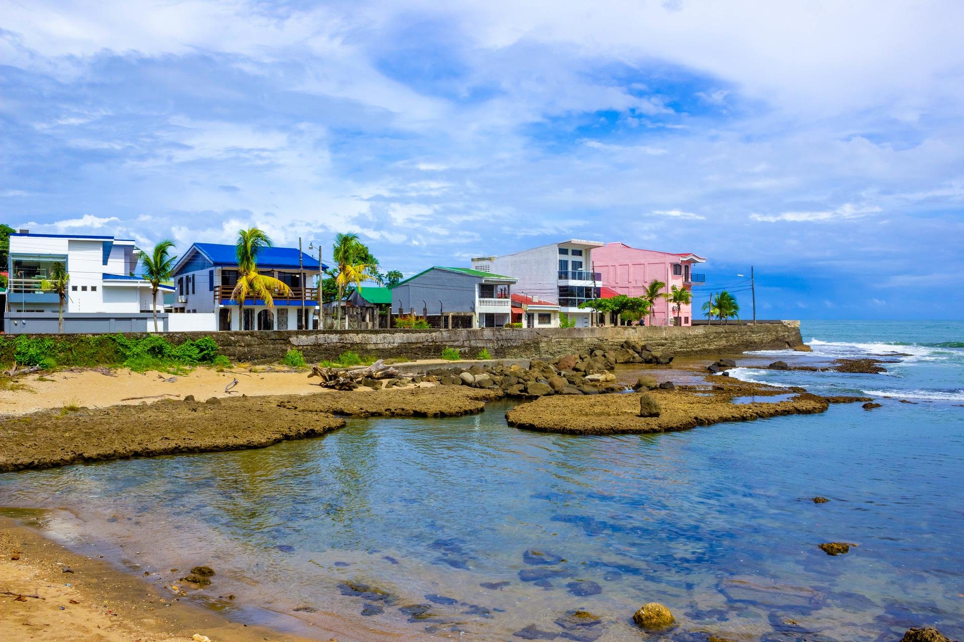 Puerto Limon maison   Costa Rica