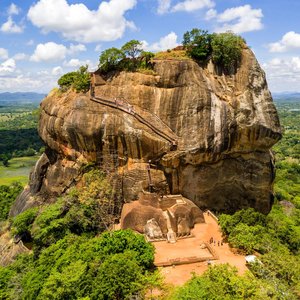 sigiriya rocher du lion   sri lanka