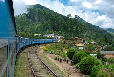 sri lanka train