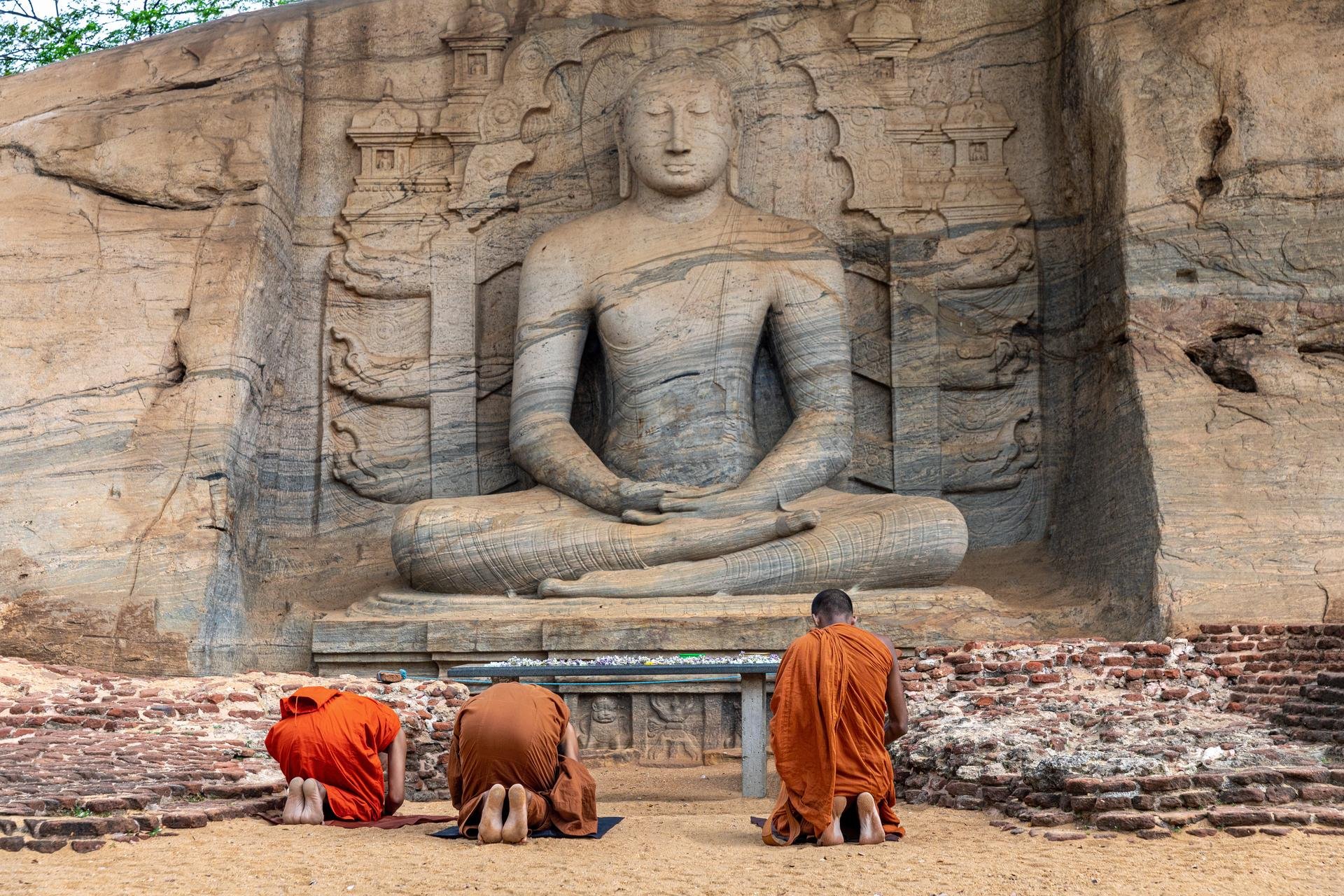 Temple à Polonnaruwa   Sri Lanka