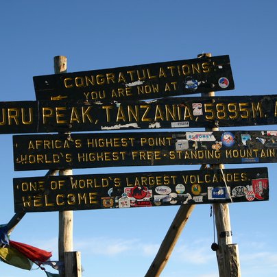 Uhuru peak tanzanie